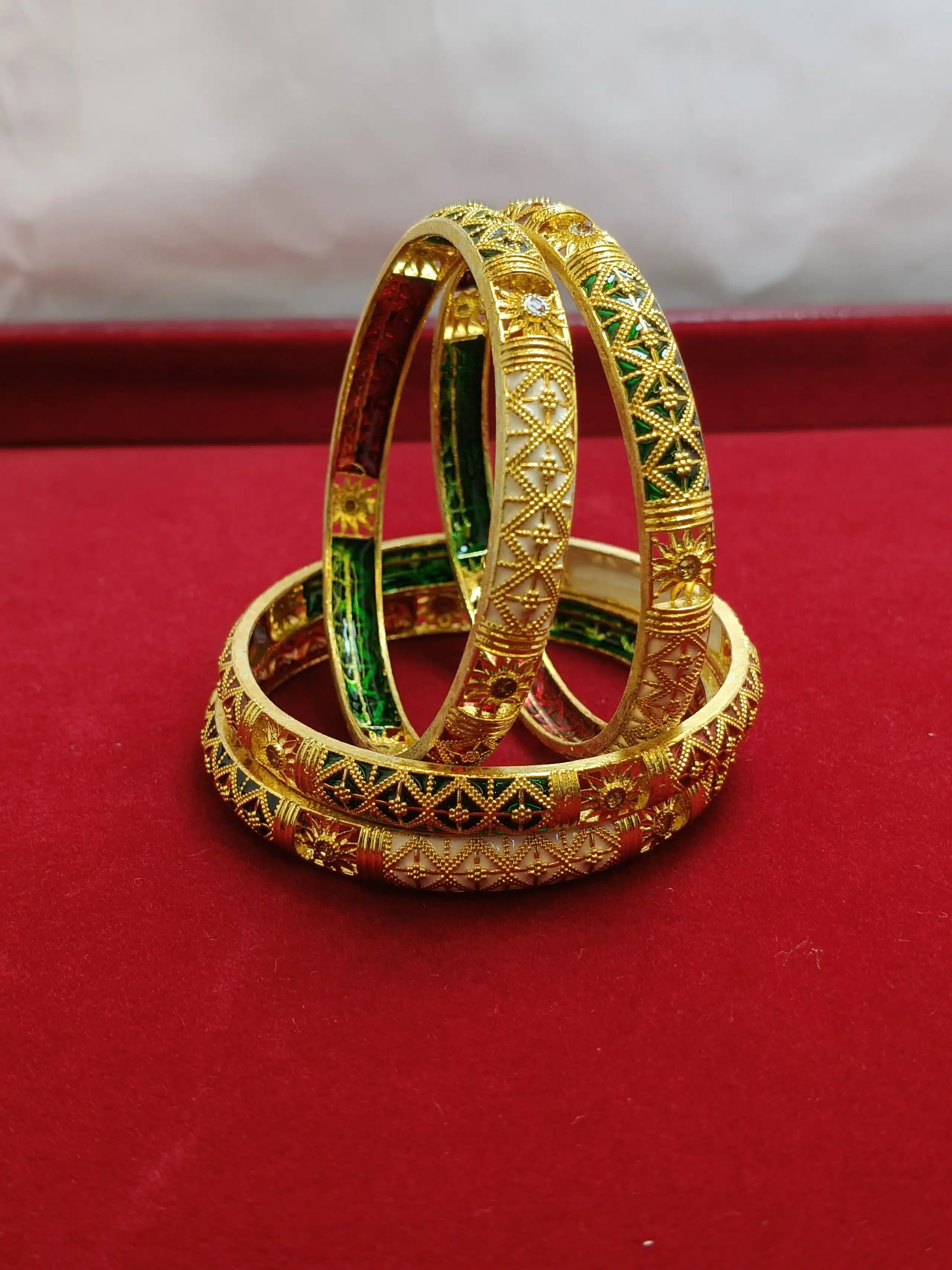 Stylish Bangles Under ₹300